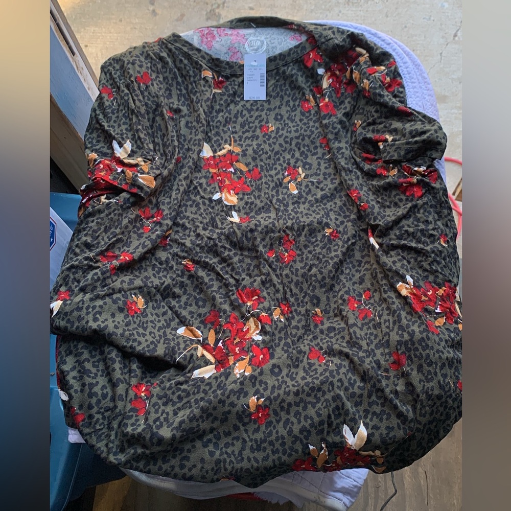 BNWT Maurices Top